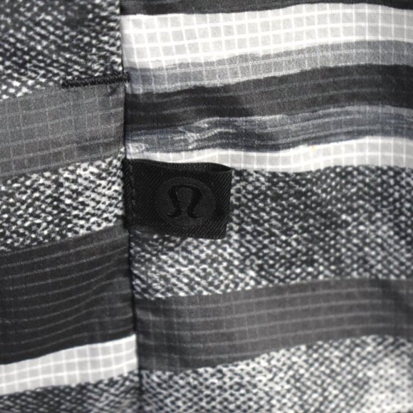 Lululemon Assemblage Jacket M Womens Stripe Rain Snap Button Lab Hoodie Pockets - Picture 2 of 11